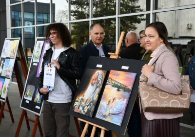 Градишка прославила Свјетски дан умјетности